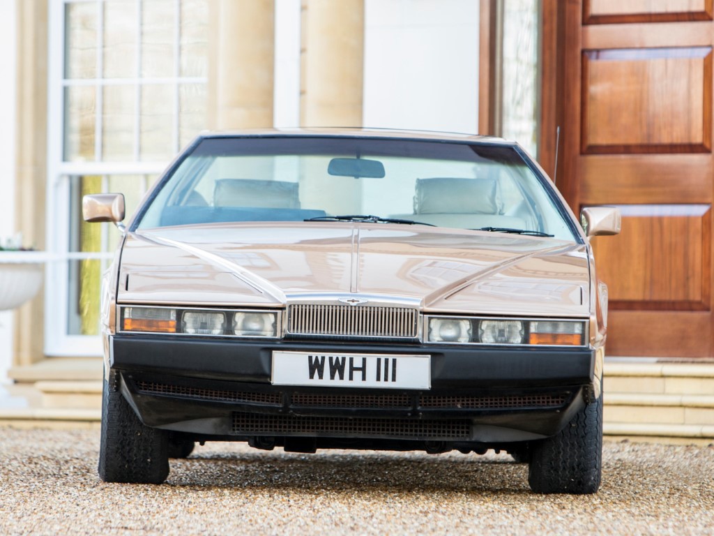 Aston Martin Lagonda Series 2